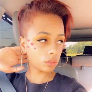 Meet your Posher, Cierra